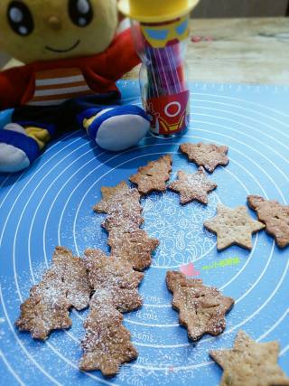 Christmas Biscuits-icing Brown Sugar Sweet and Crispy Biscuits ~ Christmas Occasions, Small Pine Tree Icing Brown Sugar Biscuits for Babies recipe