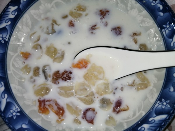 Milk Peach Gelatin Soup recipe