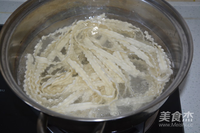 Noodles with Onion Tenderloin recipe