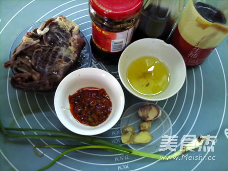 Spicy Mushroom Beef Sauce recipe