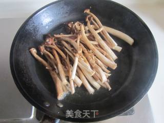 Stir-fried Dried Seeds with Celery, Tea and Mushrooms recipe