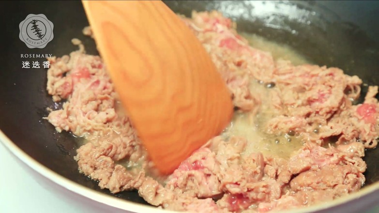 Stir-fried Lamb with Scallions recipe