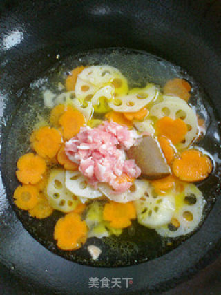 Lazy Baby Meal-four Vegetables Braised in Curry Sauce recipe