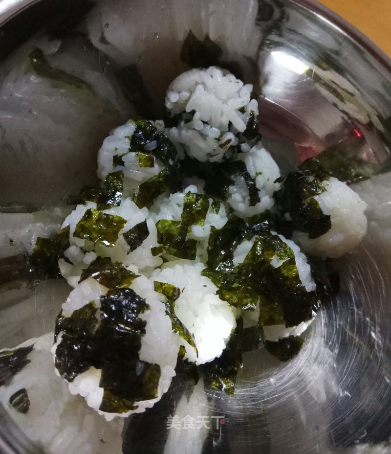 Seaweed Rice Balls recipe