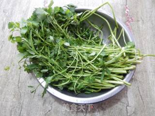 #春食野菜香# Fried Eggs with Black Fungus and Cress recipe