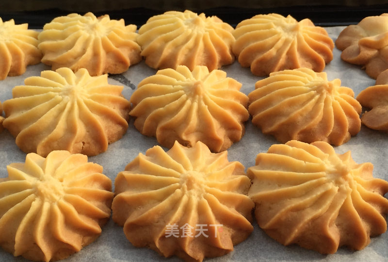 #4th Baking Contest and is Love Eat Festival# Very Squeezed and Delicious-butter Cookies recipe