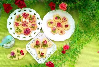 Birds and Flowers Cookies recipe