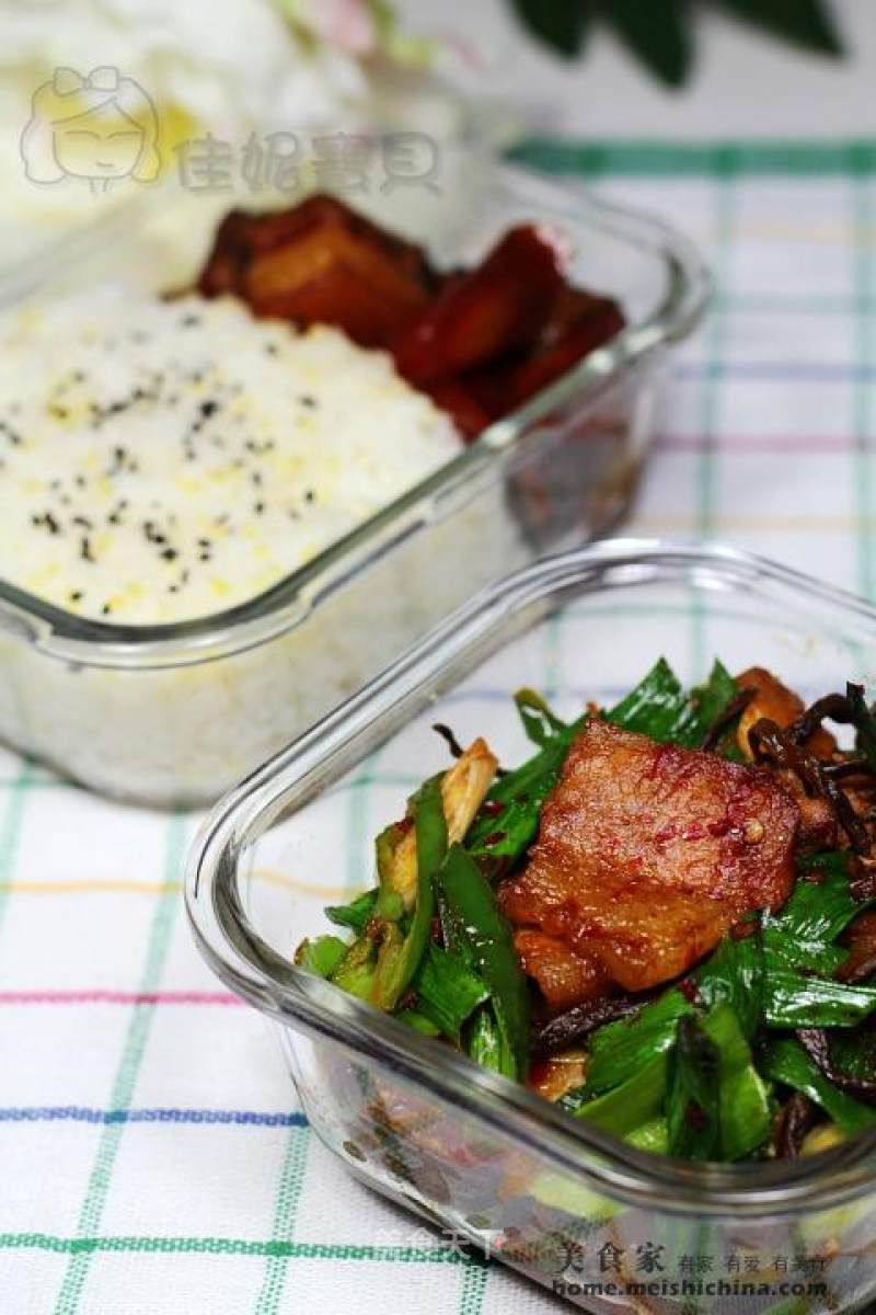 Twice Cooked Pork with Dried Cowpea and Garlic Sprouts