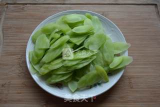 Sausage Fried Lettuce recipe