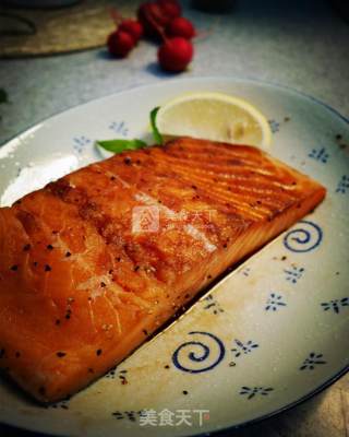 Salmon with Guacamole recipe