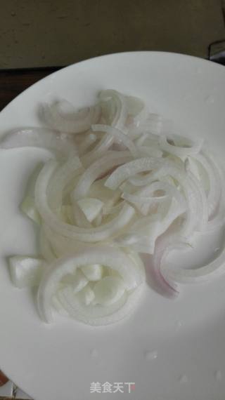 White Shrimp Skin Mixed with Onion recipe