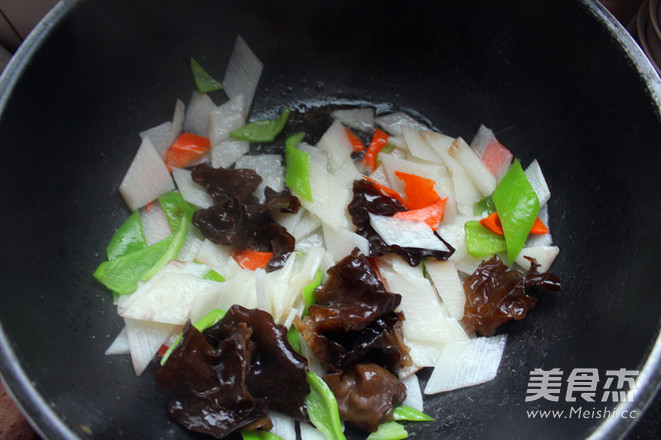 Stir-fried Yam with Mixed Vegetables recipe