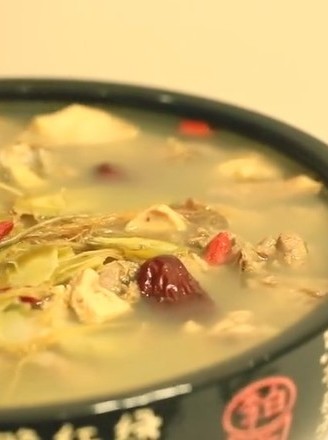 [nourishing Health] Stewed Chicken with Panax Notoginseng Root recipe