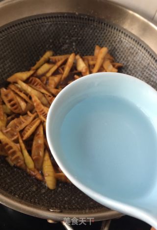 Braised Bamboo Shoots in Oil recipe