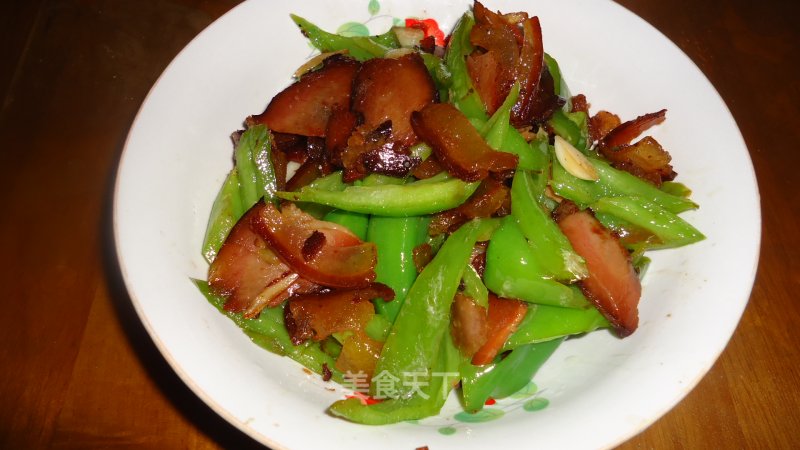 Stir-fried Green Pepper with Bacon recipe
