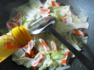 Heart-packed Shrimp Cake and Chinese Cabbage Belt Noodles recipe