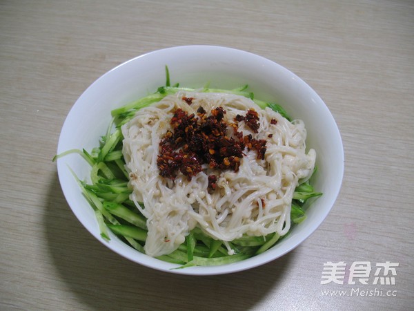 Cucumber with Golden Needle Mushroom recipe