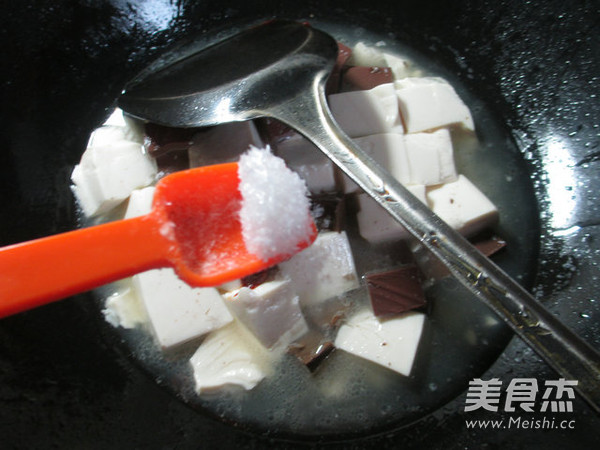 Spicy Duck Blood Tofu Soup recipe