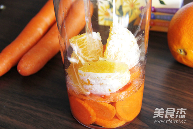 Freshly Squeezed Carrot Orange Juice recipe
