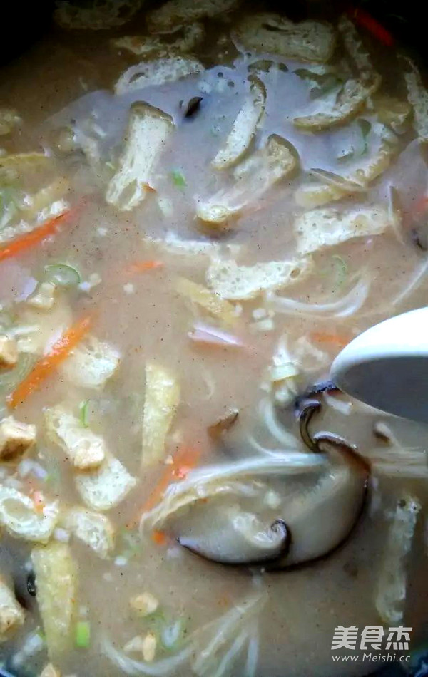Homemade Hot and Sour Soup recipe