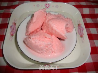 Simple Version of Strawberry Ice Cream recipe