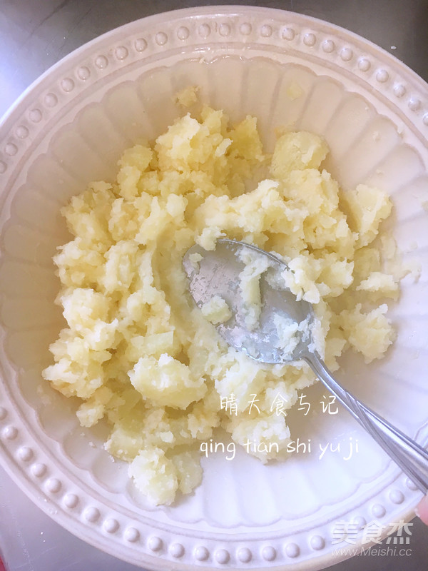 Extremely Fragrant Mashed Potatoes with Parmesan Cheese! recipe