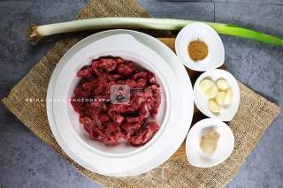 Stir-fried Lamb with Scallions recipe