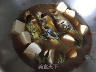 Braised Tofu with Homemade Yellow Bone Fish recipe