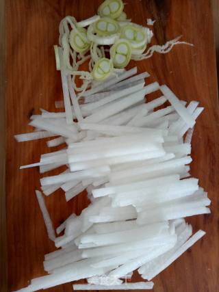 Stir-fried Shredded Radish recipe