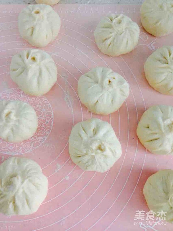 Dried Cowpea Pork Bun recipe