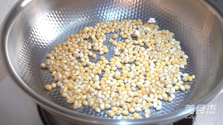 Homemade Caramel Popcorn recipe