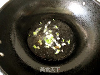 Fried Shrimp with Eggs recipe
