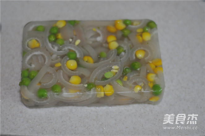 Lu Yi Hand During The Spring Festival——crystal Pork Jelly recipe