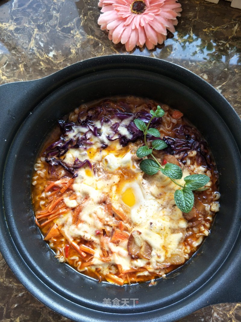Instant Noodles with Cheese