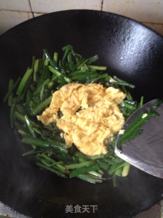 Scrambled Eggs with Leek recipe