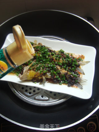 Steamed Yellow Bone Fish with Black Bean Sauce recipe