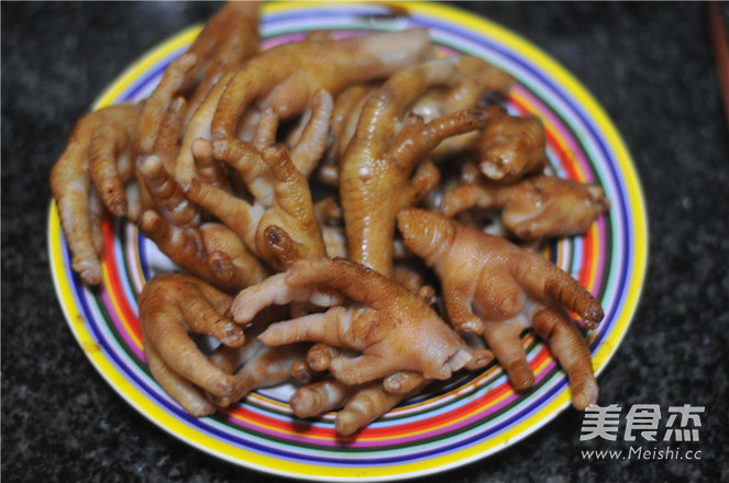 A Must-have for The Chinese New Year Banquet-tiger Skin Chicken Feet recipe