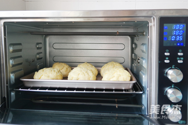 Vegetarian Pineapple Bun recipe