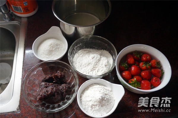 Strawberry Daifuku recipe