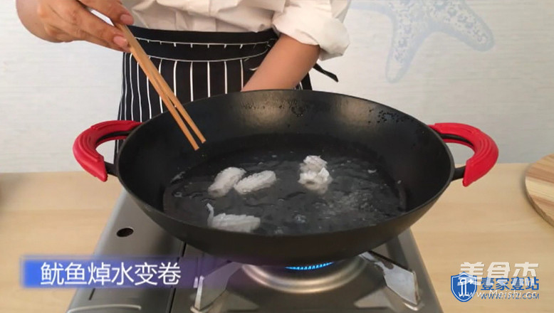 【colorful Squid Rolls】——a Fresh and Beautiful Dish recipe