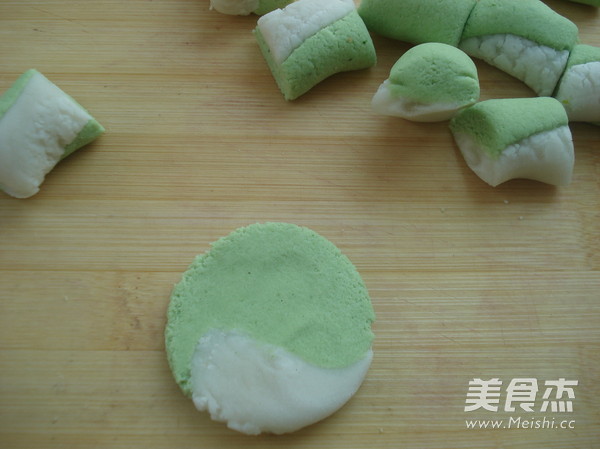 Jade Two-color Five-ren Glutinous Rice Balls recipe