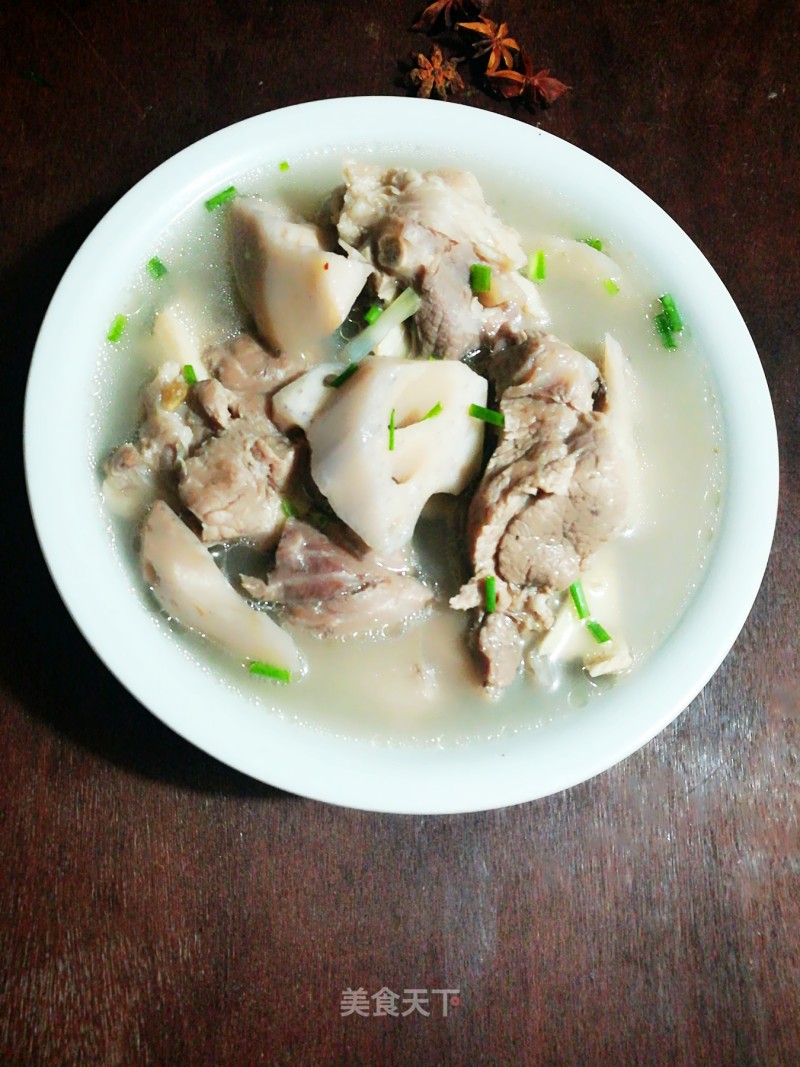 Meat Bone Lotus Root Soup recipe