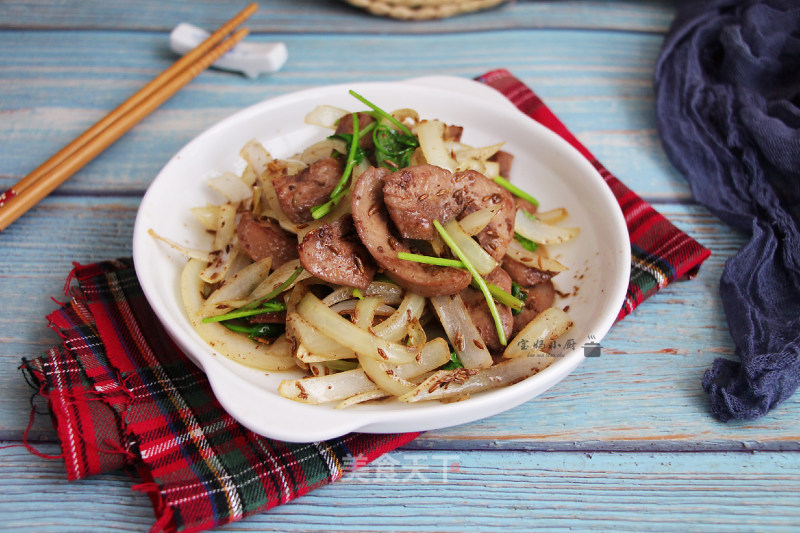 Stir-fried Loin with Cumin and Onion