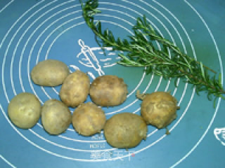 Roasted Baby Potatoes with Rosemary recipe