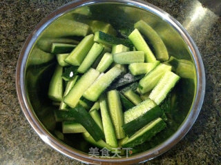 Making Porridge and Side Dishes--cucumber with Sauce recipe