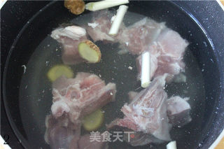 Trial Report of Joyoung Boiling Pressure Cooker 3 [kinked Seaweed Pork Ribs Soup] recipe