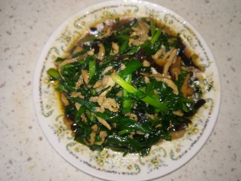 Stir-fried Shredded Pork with Leek recipe