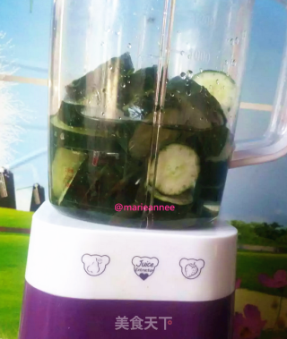Freshly Squeezed Cucumber Juice recipe