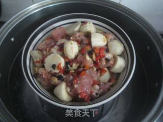 Steamed Taro with Chopped Pepper Ribs recipe