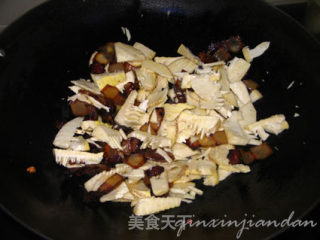 Stir-fried Spring Bamboo Shoots recipe
